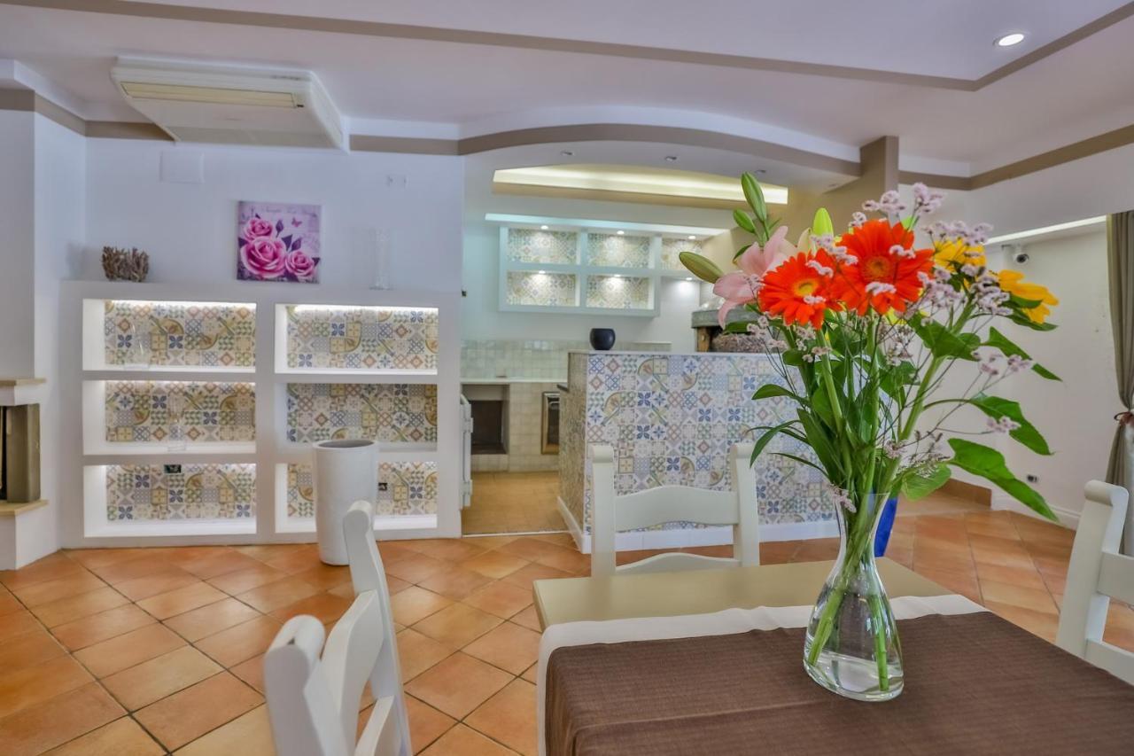Il Pineto Paestum Food & Rooms Экстерьер фото